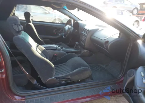 2001 Pontiac Firebird из США, поврежденный, VIN 2G2FS32K512111796